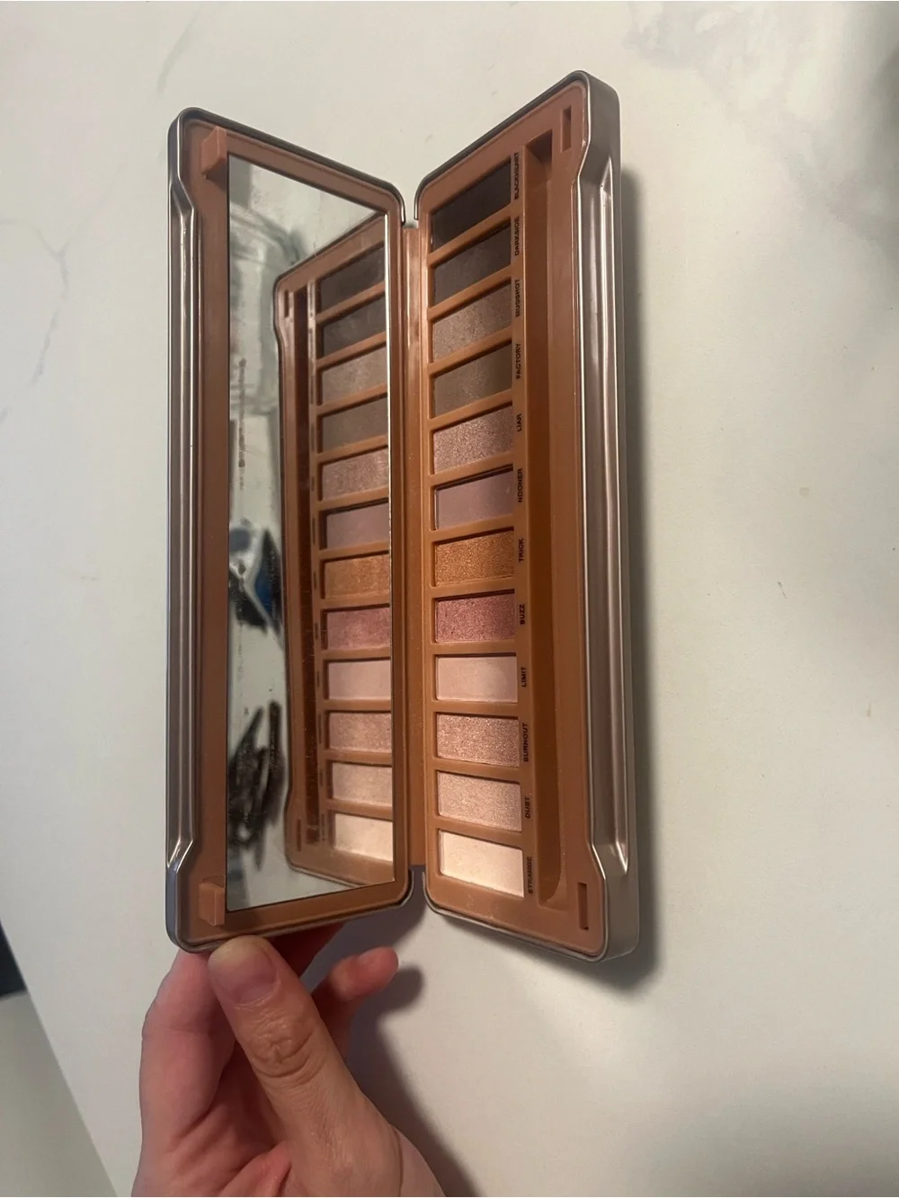 NWOT Urban Decay Naked3 Eyeshadow Palette - missing eyeshadow brush